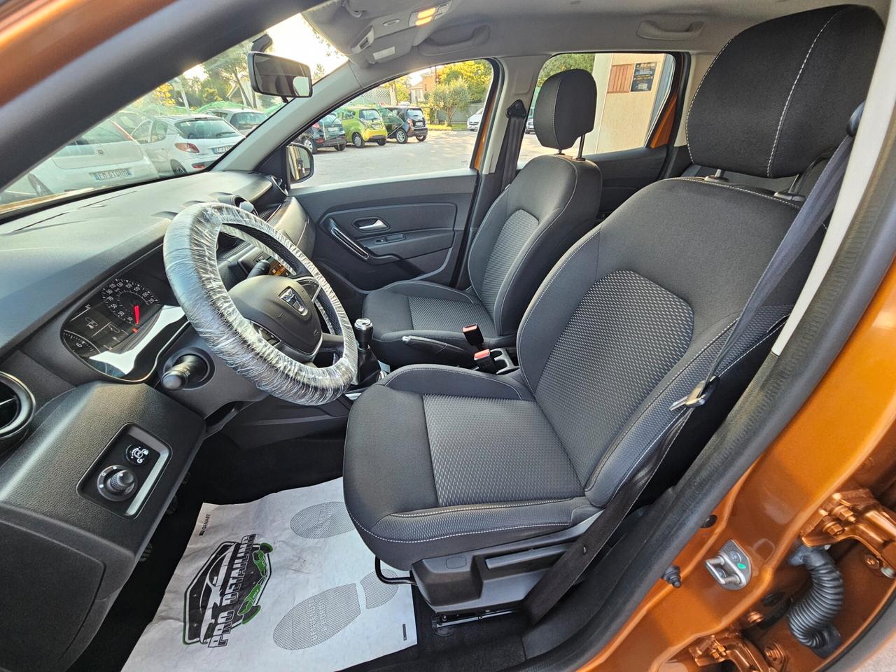 Dacia Duster 1.6 SCe GPL 4x2 Essential
