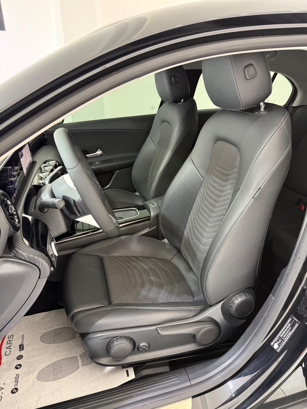 MERCEDES-BENZ A 180 D AUTOMATIC SPORT IVA ESPOSTA