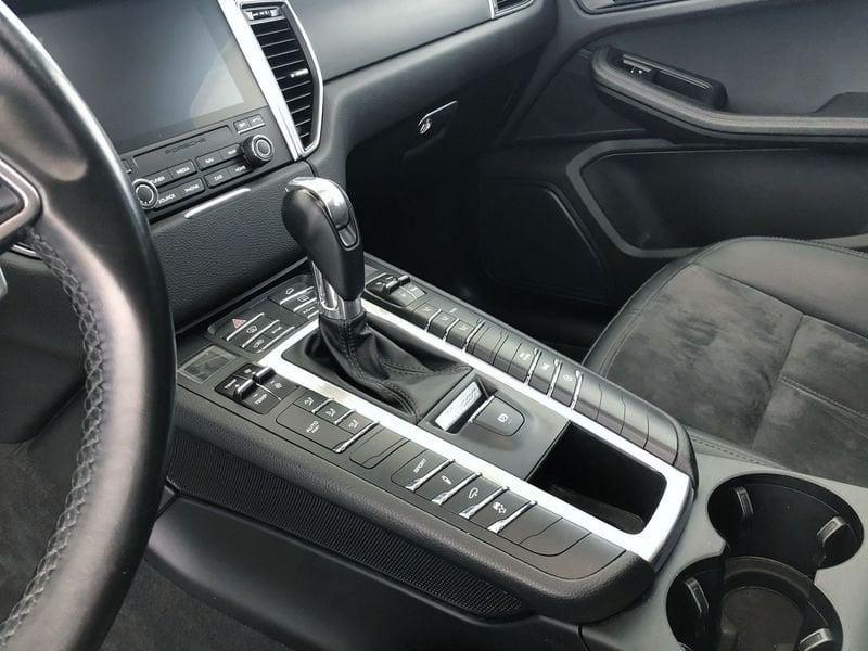 Porsche Macan 2.0 ** TETTO + SOSP **