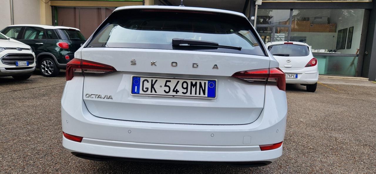 Skoda Octavia 2.0 TDI EVO SCR DSG Wagon Sportline