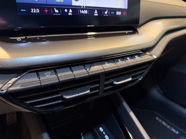 SKODA Octavia 2.0 TDI DSG Executive LED Camera Navi