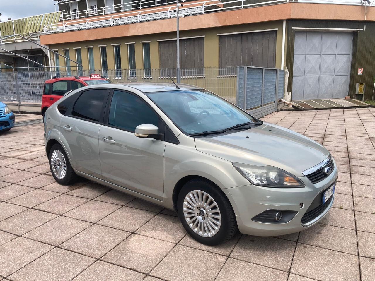 Ford Focus 1.6 TDCi (110CV) 5p. Tit. DPF