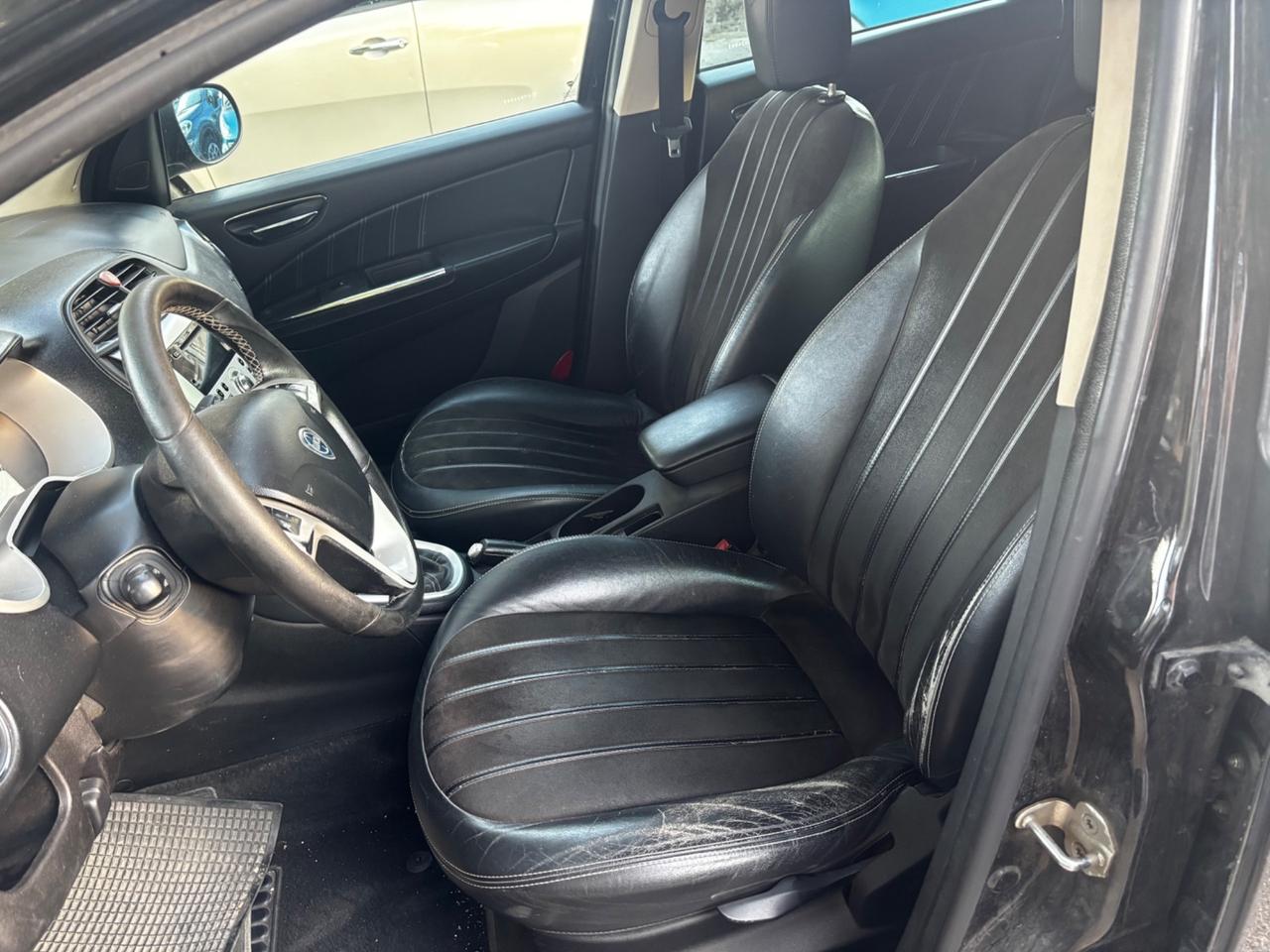 Lancia Delta 1.6 MJT DPF Oro