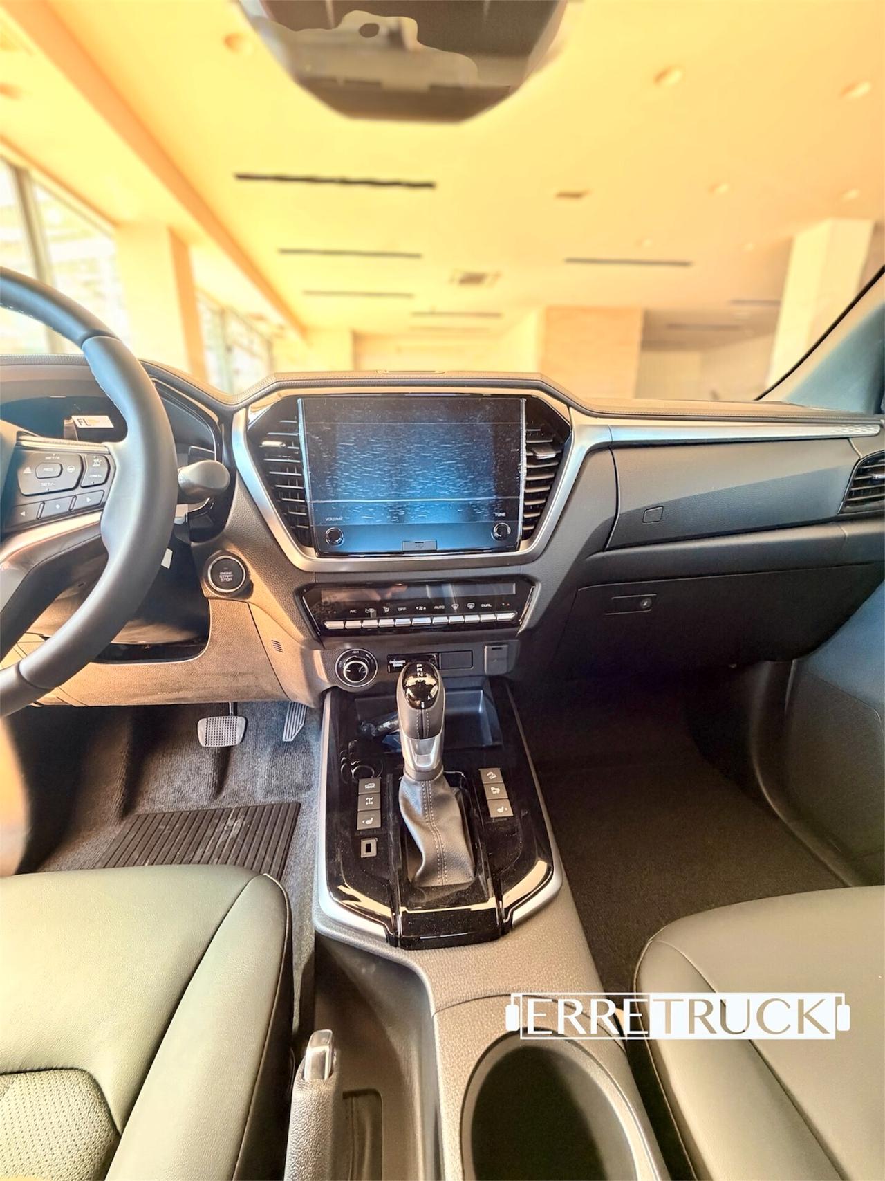 ISUZU D-MAX 2.2L 8 Rapporti PRESTIGE