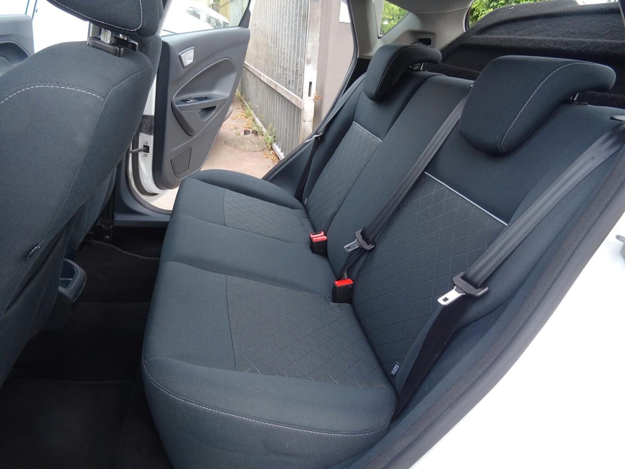 Ford Fiesta 1.2 82 CV 5pTitanium ((KM 21830))