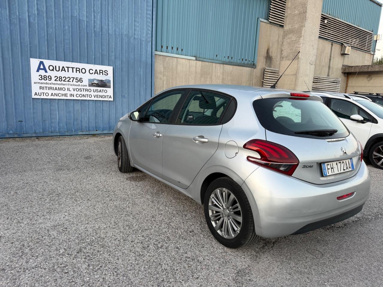 Peugeot 208 PureTech 82 5 porte Allure