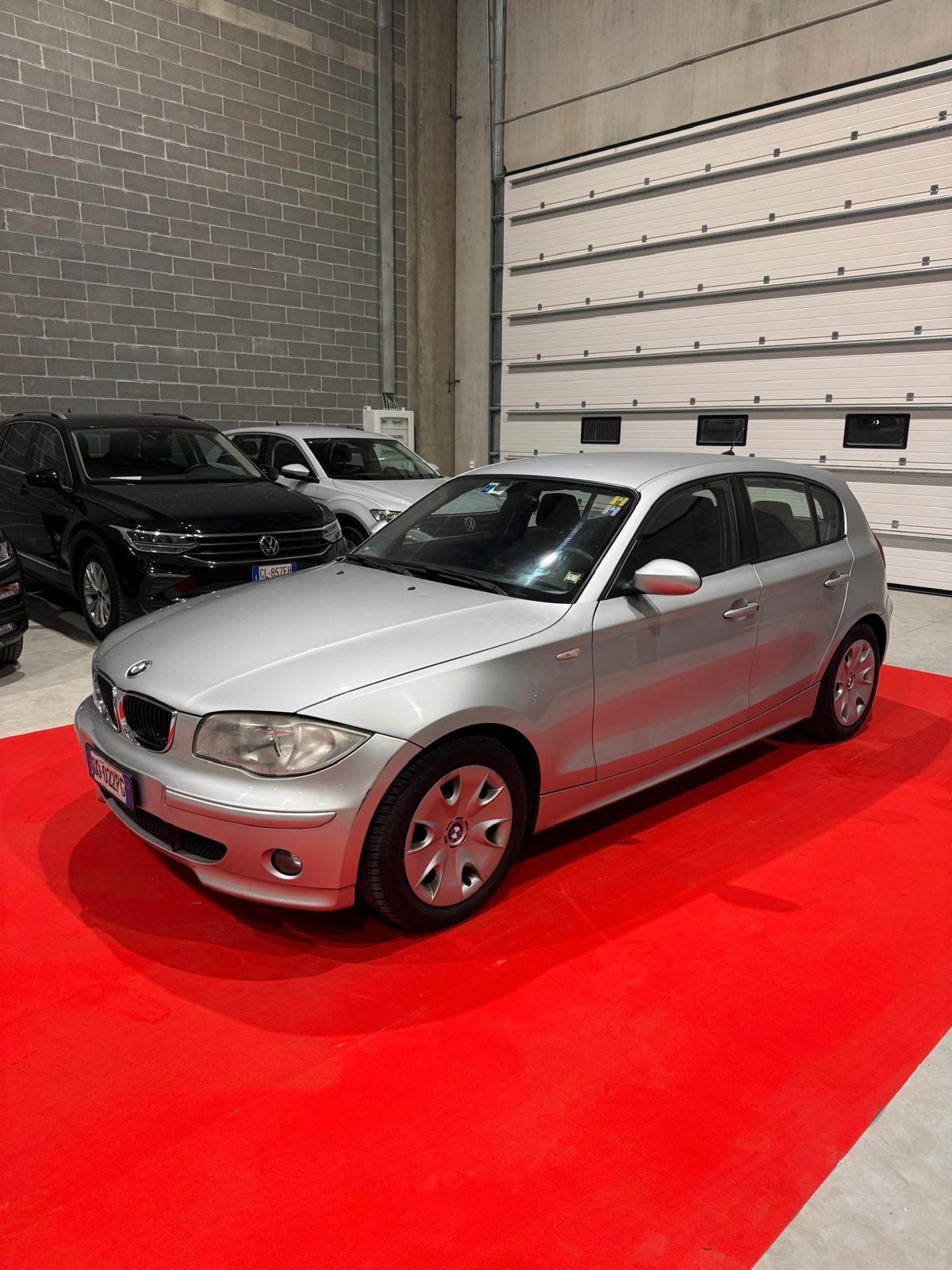 Bmw 116 116i cat 5 porte Futura