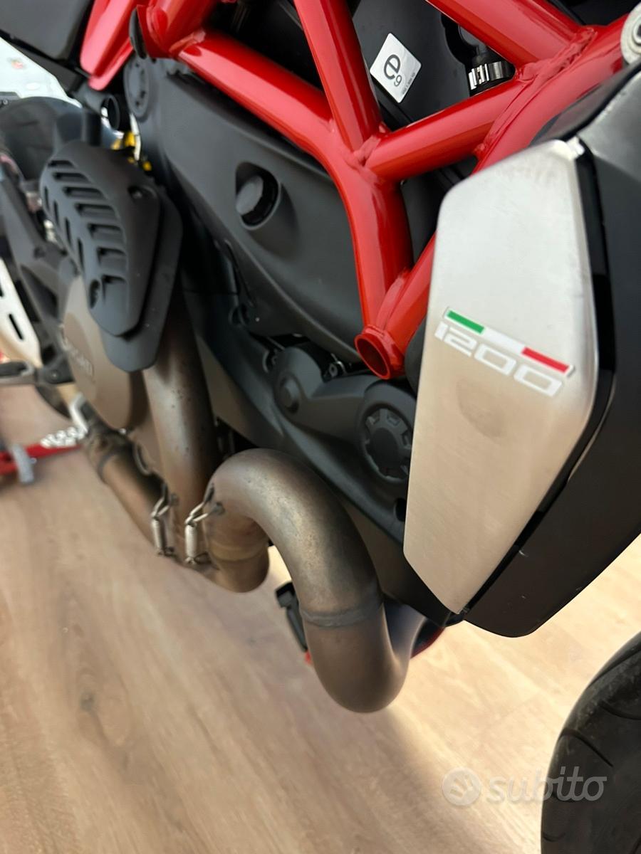 Ducati Monster 1200