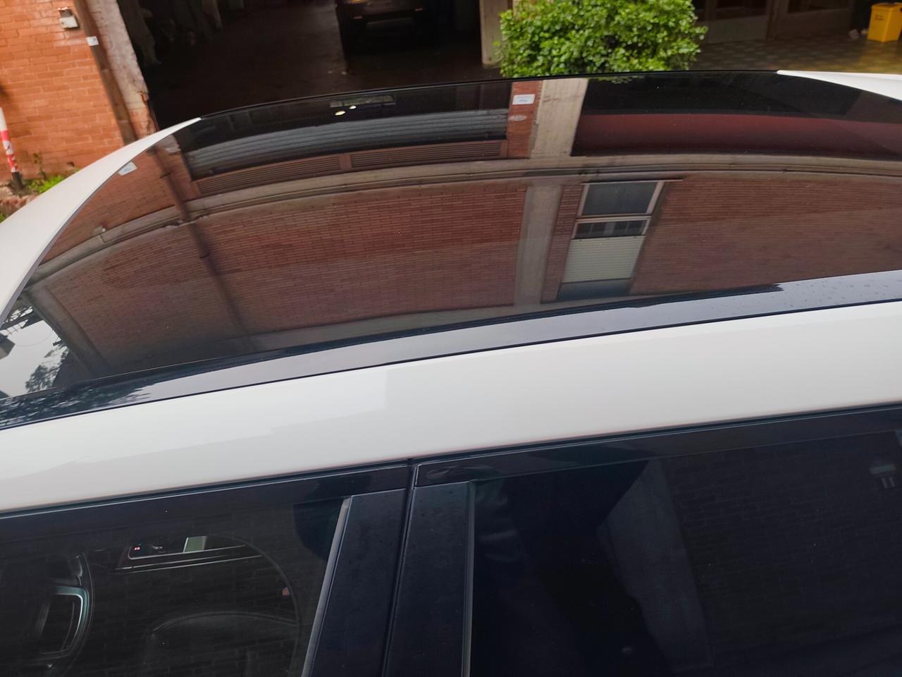 Land Rover Range Velar 2.0D I4 240 CV R-Dynamic