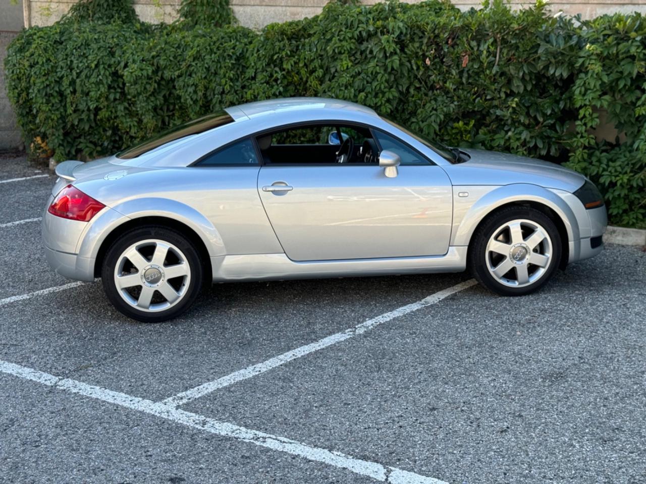 Audi TT Coupé 1.8 T - 180cv - 72.000km - ASI - Unipropr.