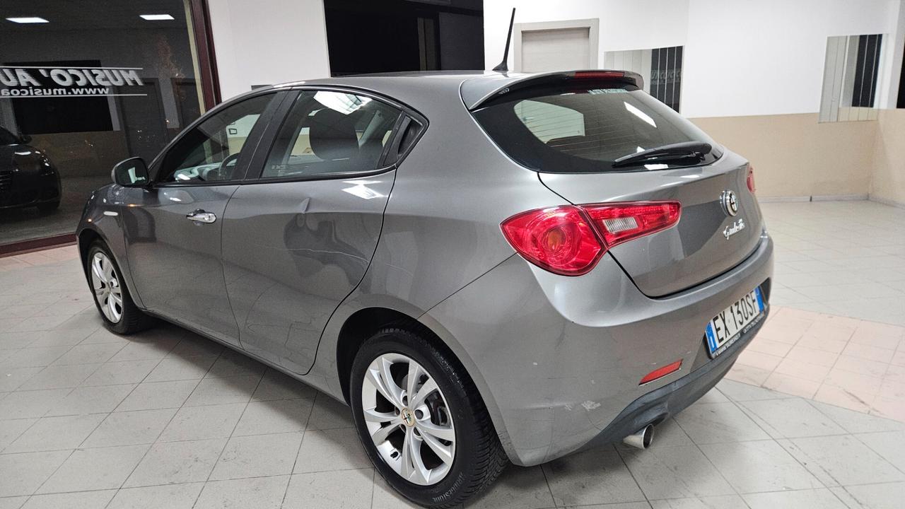Alfa Romeo Giulietta 1.6 JTDm-2 105 CV Exclusive