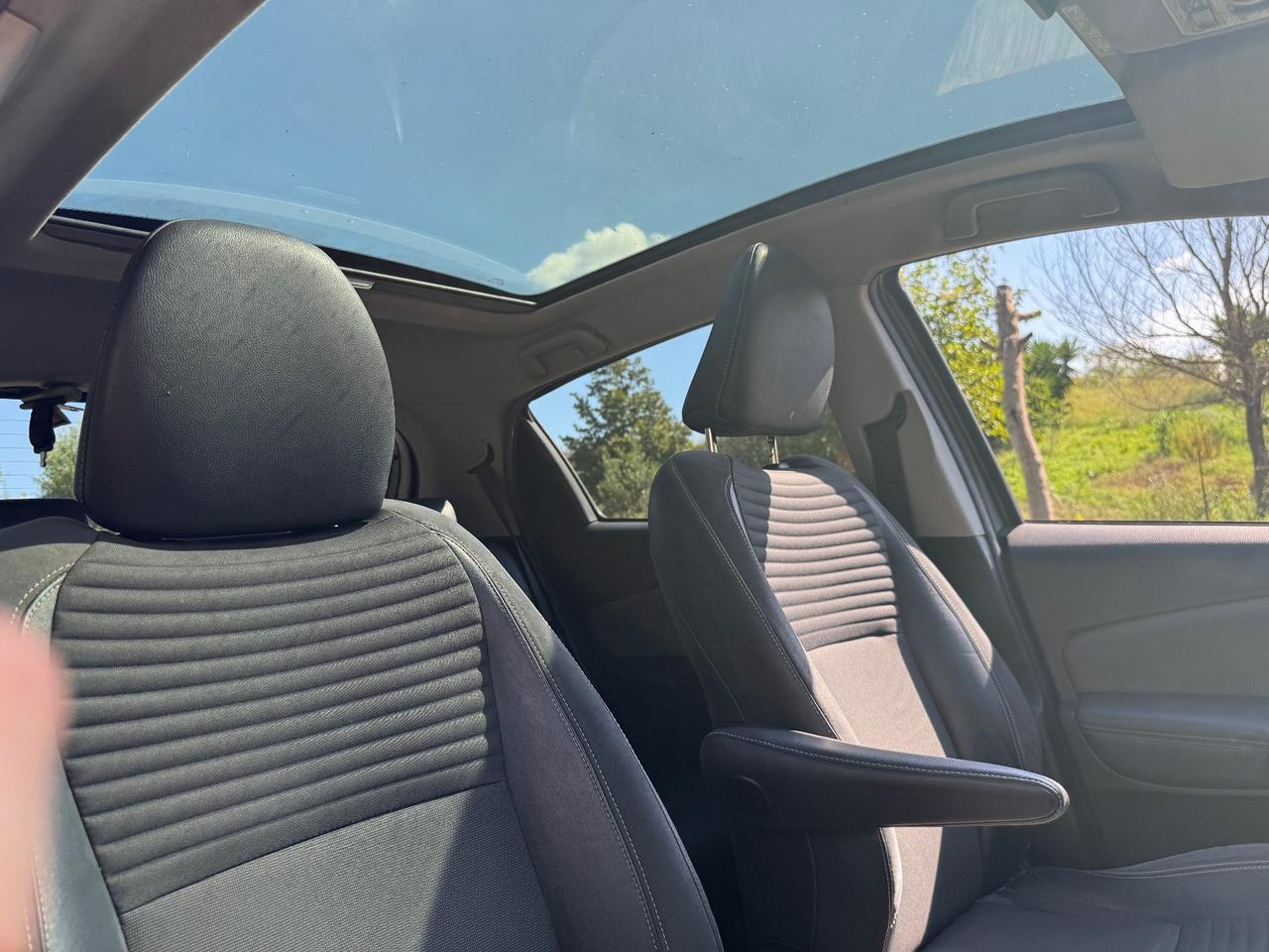 Toyota Yaris 1.5 Hybrid - Automatica -2015
