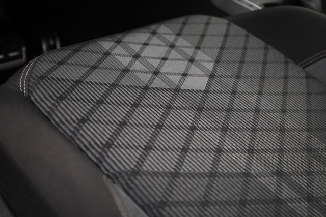 VOLKSWAGEN Taigo 1.0 TSI 110 CV DSG R-Line