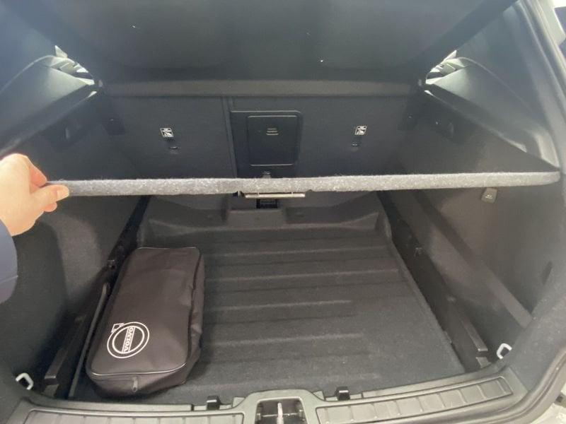 Volvo XC40 T3 Business Plus