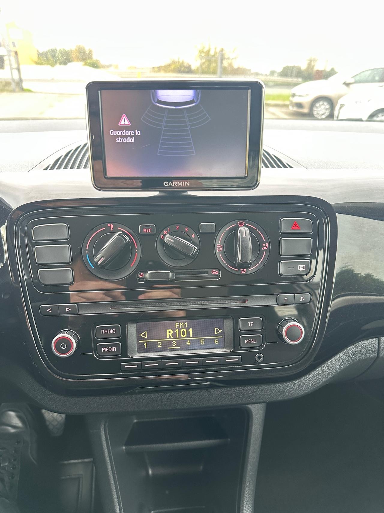 Volkswagen up! 1.0 3p. move AUTOMATICA - 2014