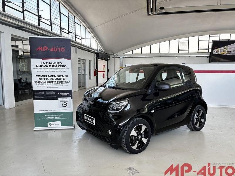 smart fortwo EQ tua a 247,00 euro al mese