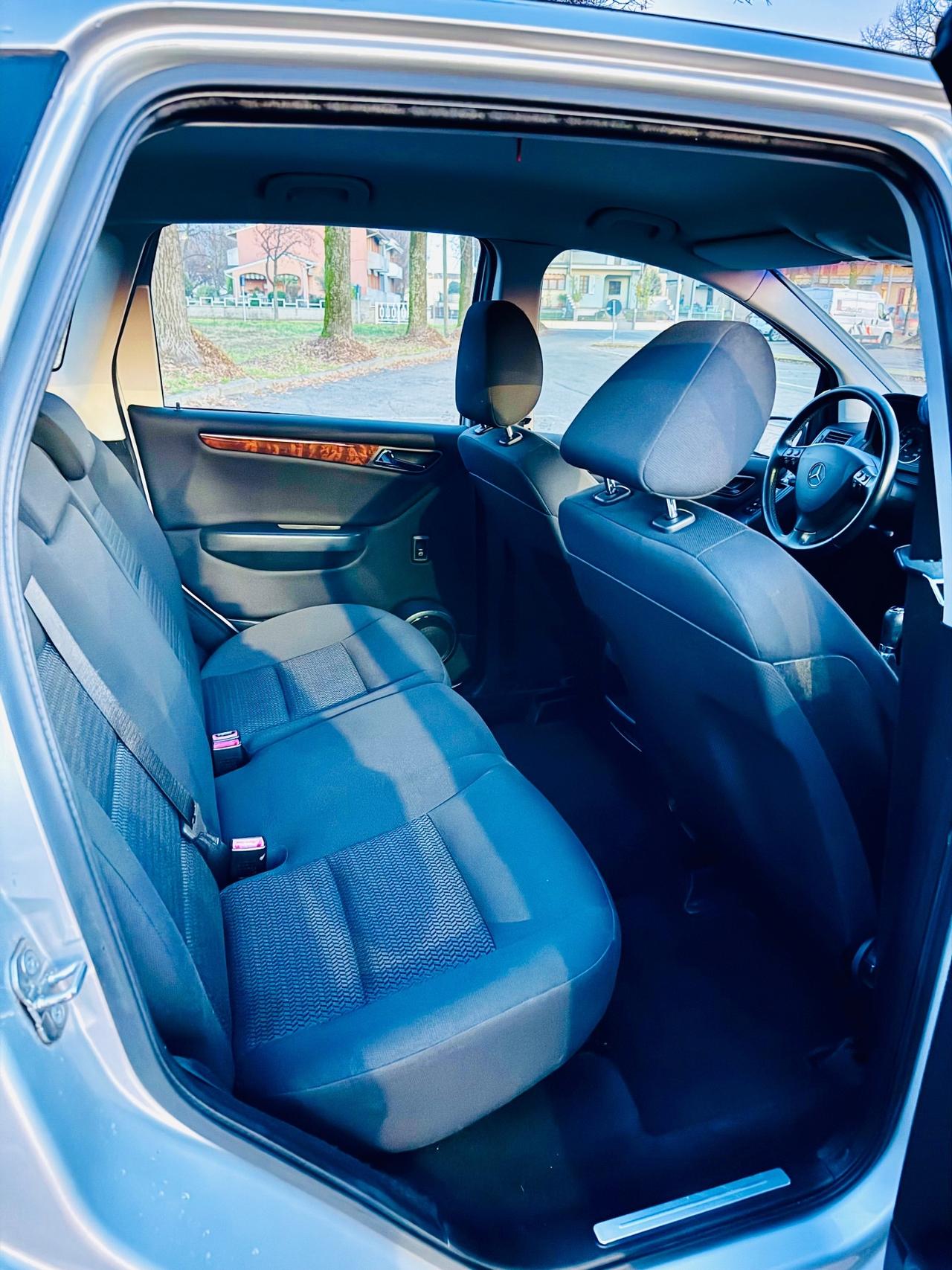 Mercedes-benz A 150 Classic Basic