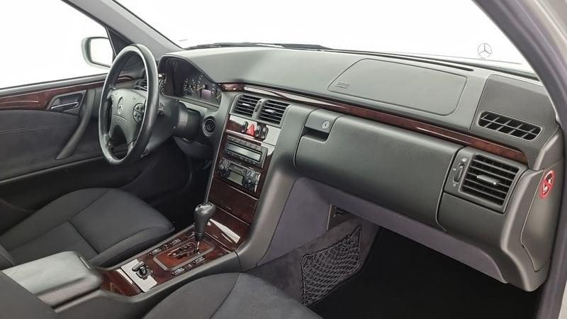 Mercedes-Benz Classe E E 270 CDI cat Elegance Automatica