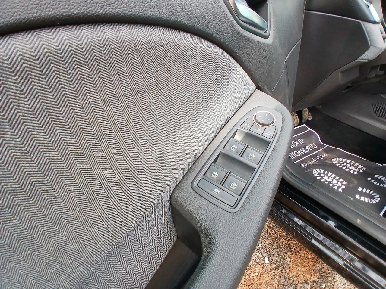 Clio TCe 90CV 5 porte Techno