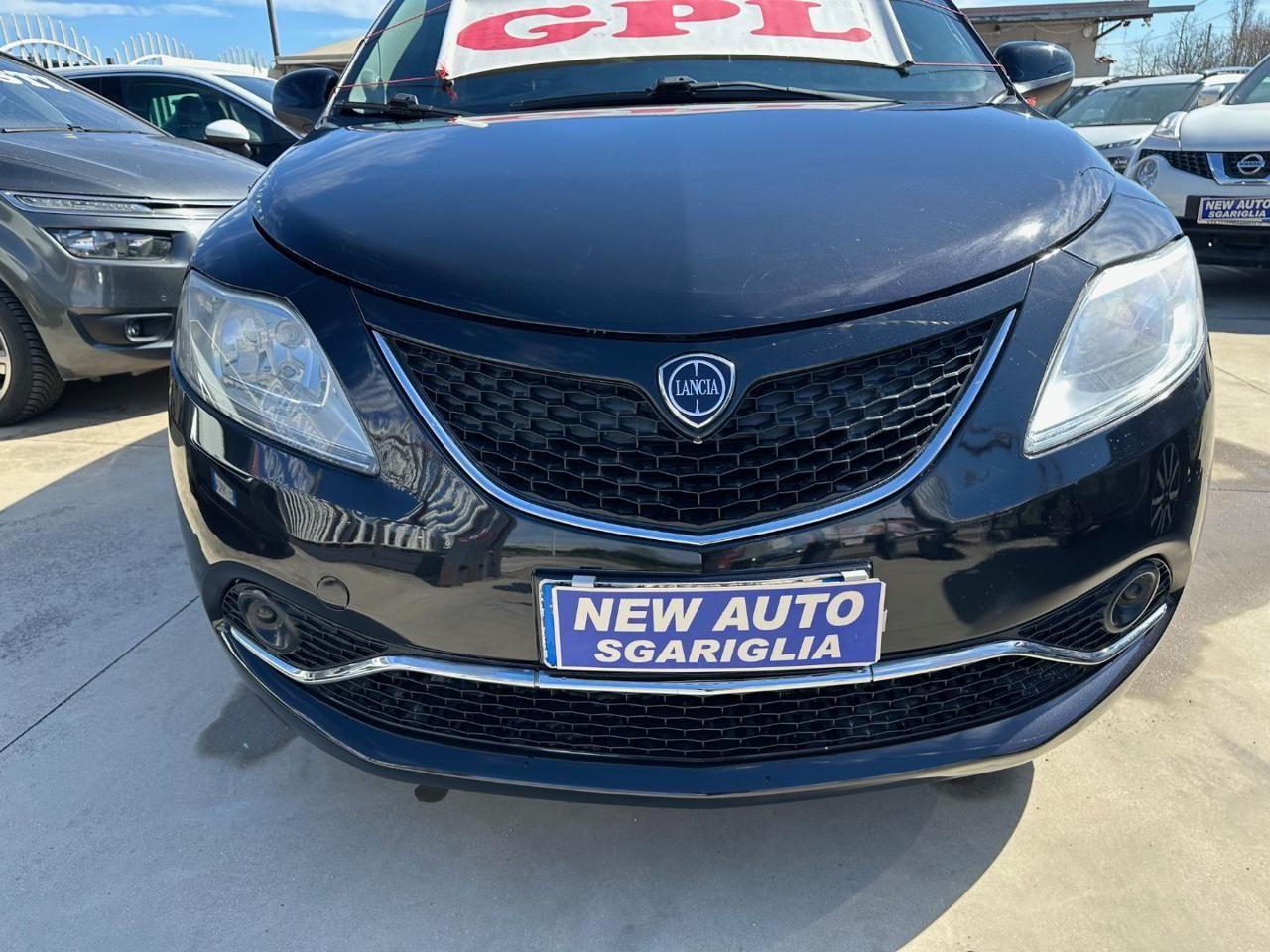Lancia Ypsilon 1.2 GPL Gold