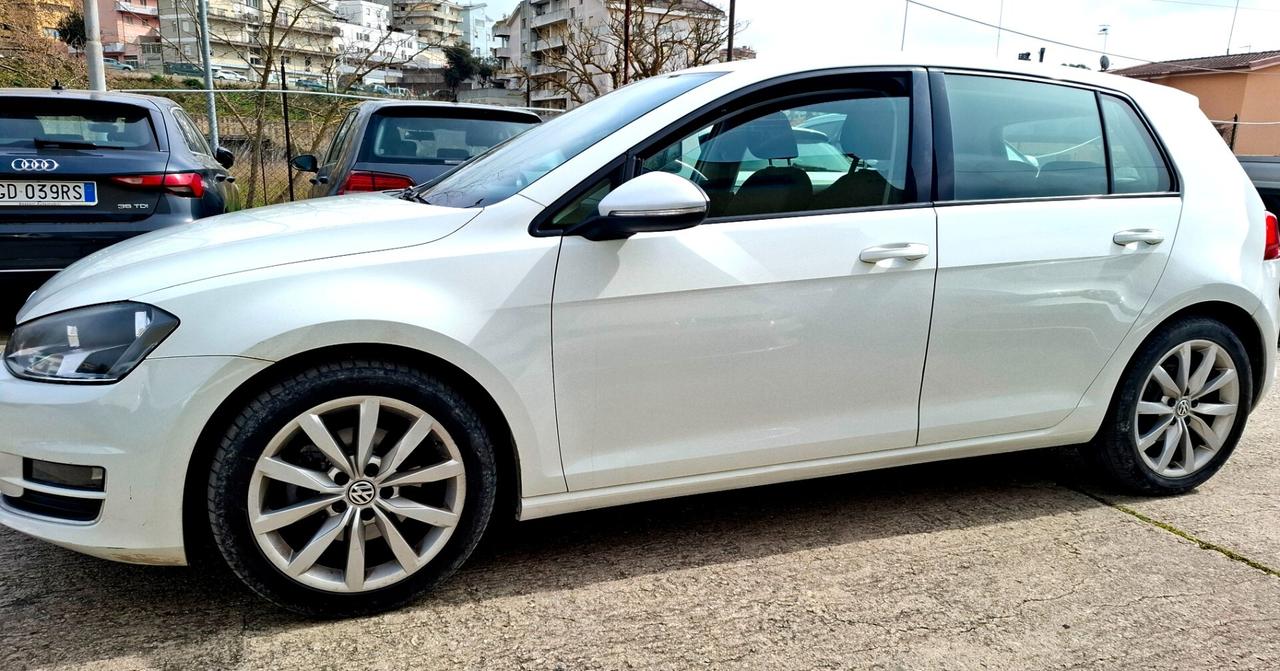 VOLKSWAGEN GOLF 1.6 TDI DSG 5p. Highline