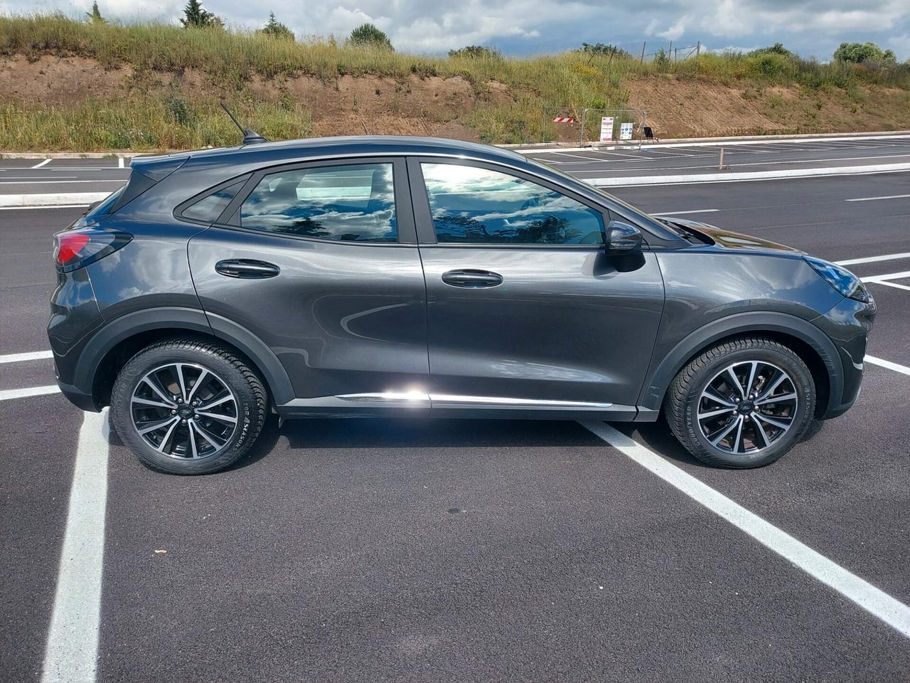 Ford Puma 1.0 EcoBoost Hybrid 125 cv Titanium