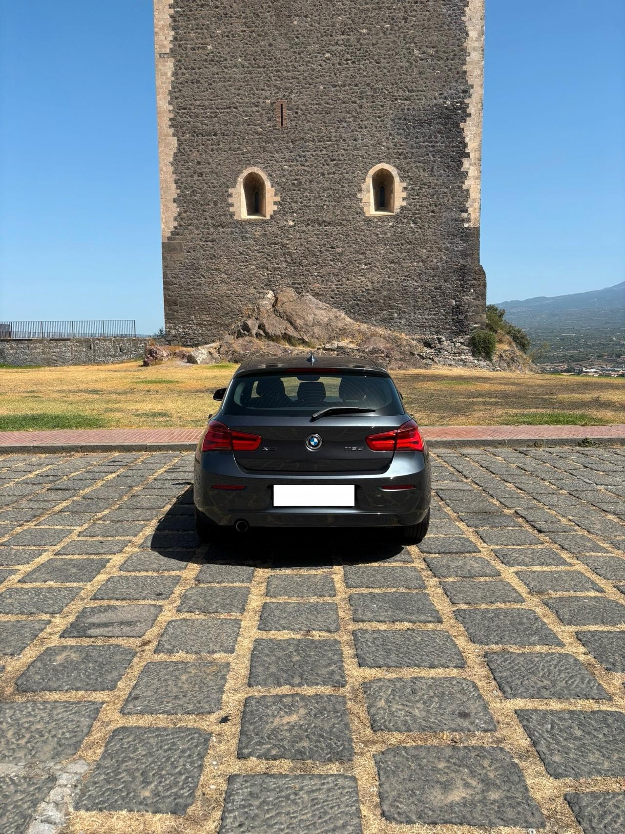 BMW 1er 118d xDrive Advantage