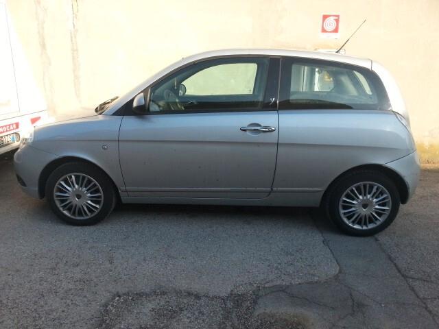 Lancia Ypsilon 1.2 69CV 8V Oro
