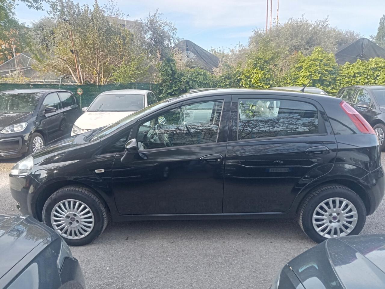 Fiat Grande Punto 1.4 - 5 porte Natural Power OK Neopatentati