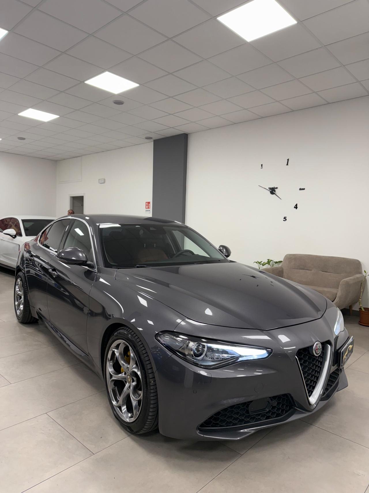 Alfa Romeo Giulia 2.2 Turbodiesel 180 CV Business Sport