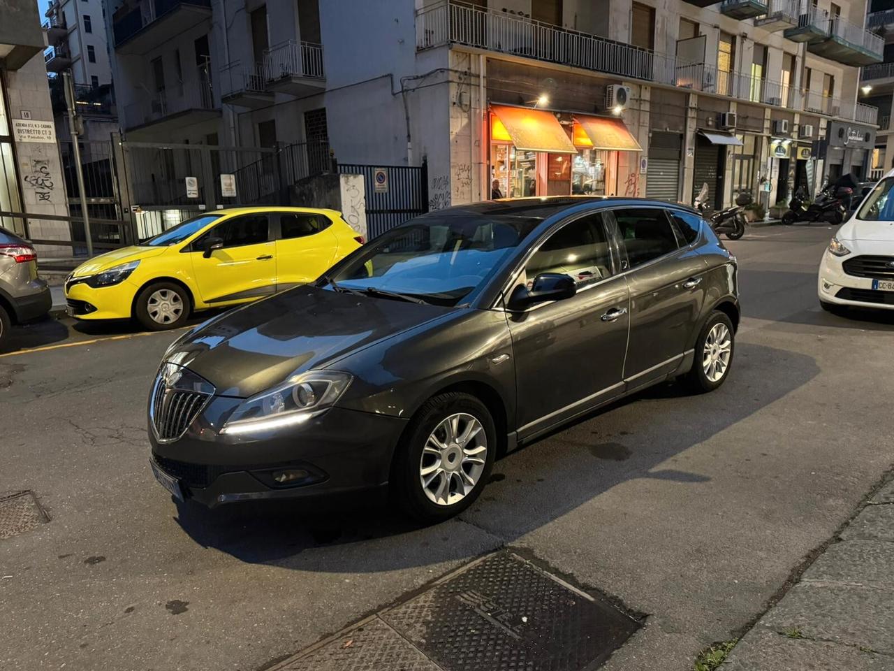 Lancia Delta 1.6 MJT DPF Platino