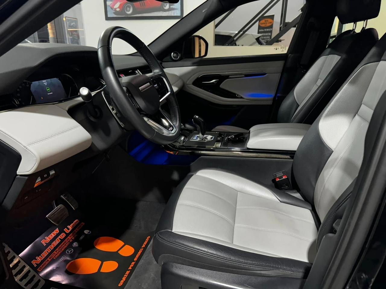 Range Rover Evoque 2.0 i4 R-Dynamic 163cv 2022 Autocarro