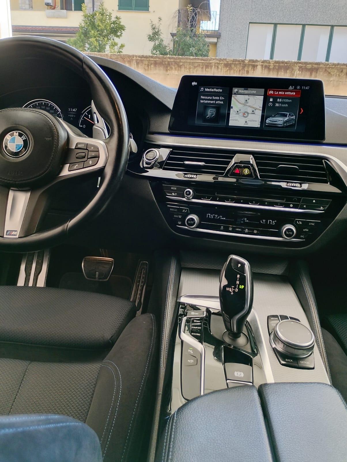 Bmw 530 530d xDrive Touring Msport