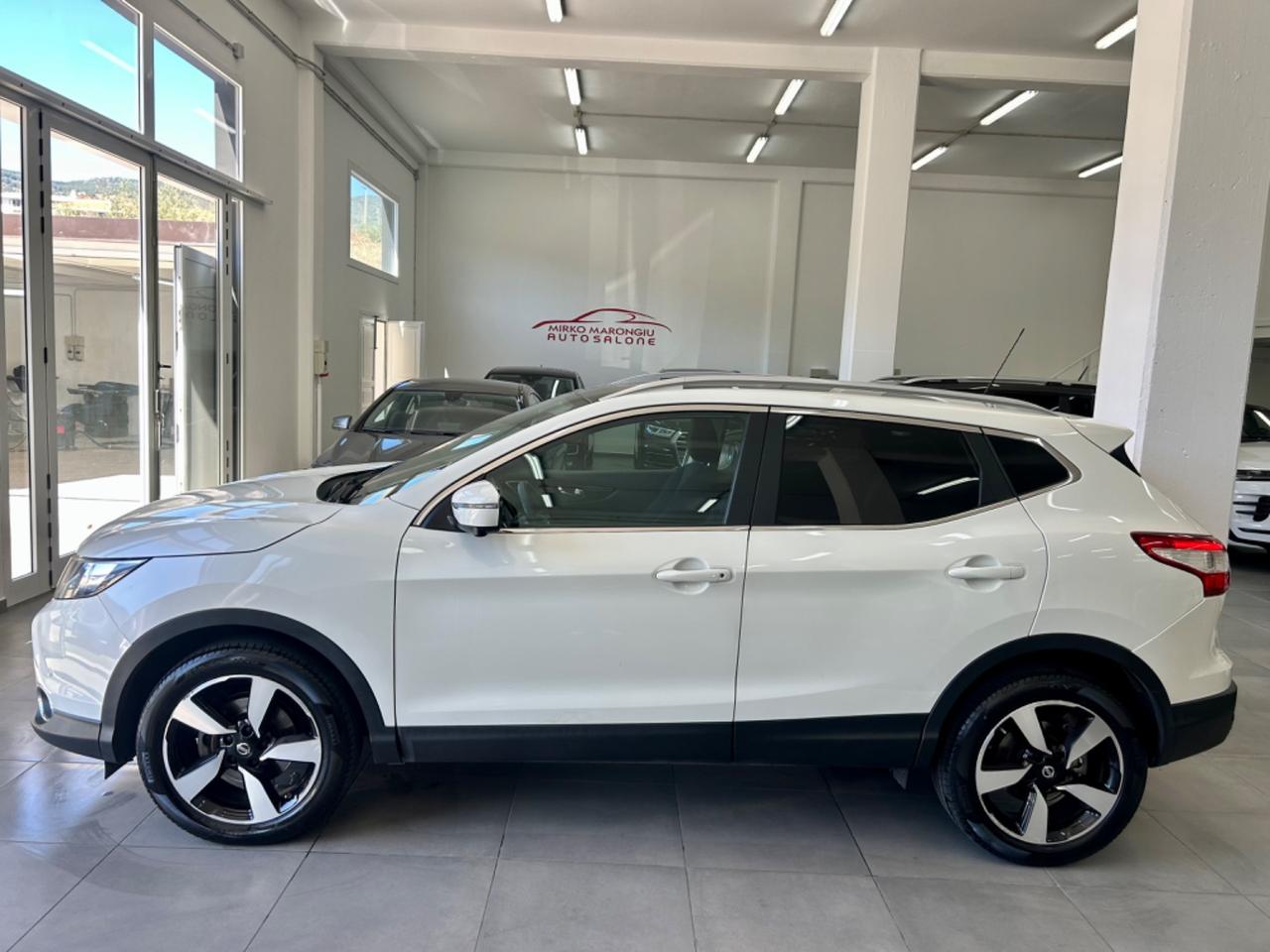 Nissan Qashqai 1.5 dCi Tekna TETTO finanziabile