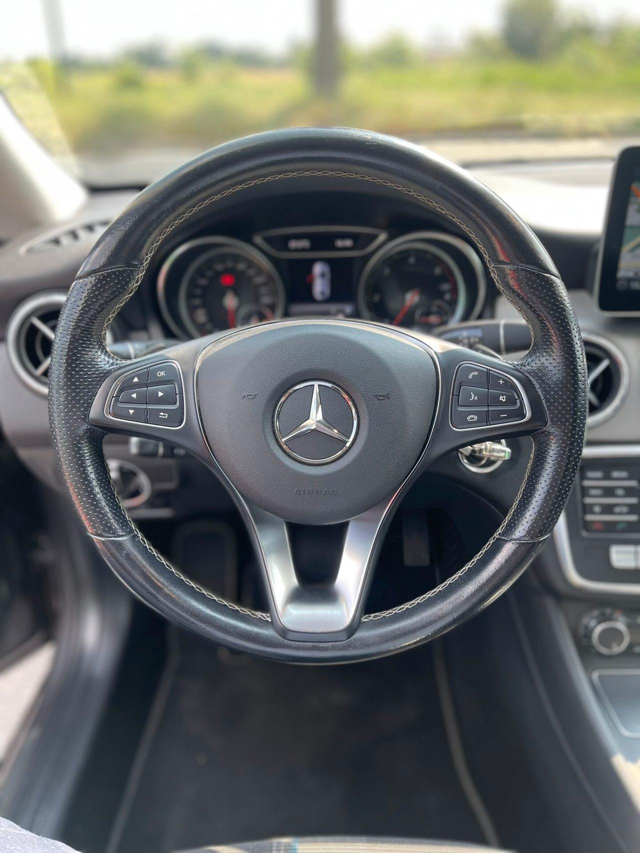 Mercedes-benz CLA 200 CLA 200 d Automatic Sport