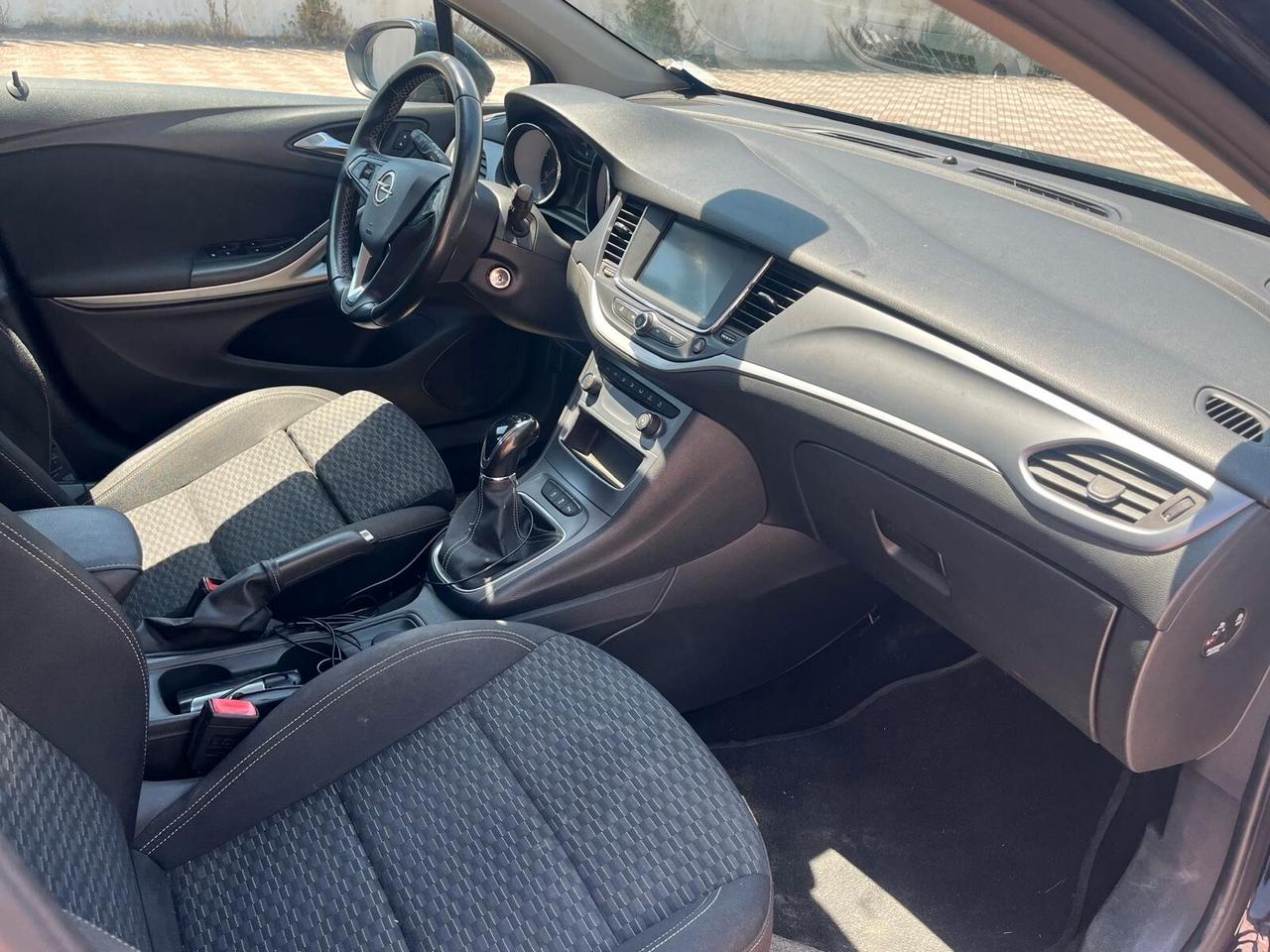 Opel Astra 1.6 CDTi 110CV Start&Stop Sports Tourer Business Ideale per Famiglia e Lavoro