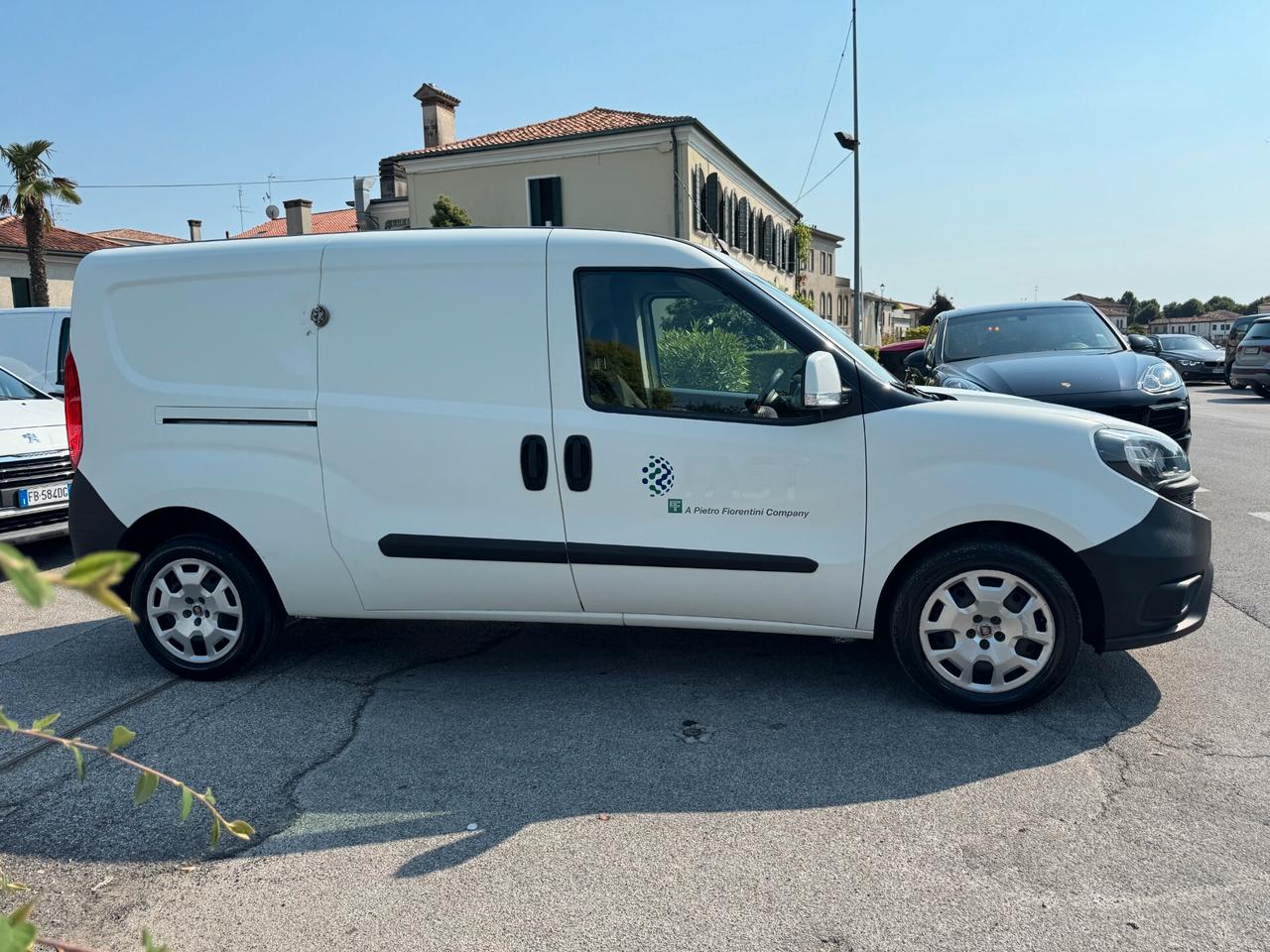 Fiat Doblo Doblò 1.4 T-Jet Natural Power PL-TN Cargo Maxi Lamierato