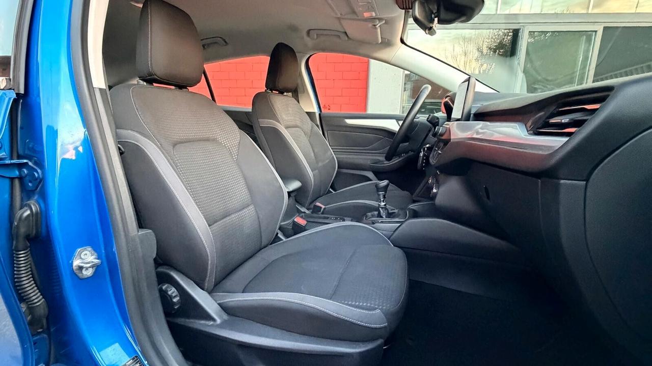 Ford Focus 1.5 120 CV SW Navi Fari Led Garanzia Full
