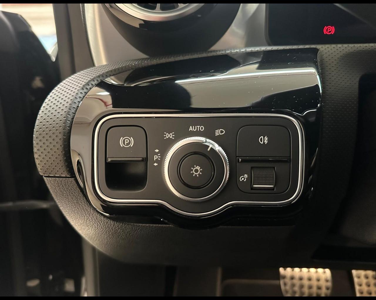 Mercedes-Benz CLA Coupé (C118) - CLA 200 d Automatic Premium