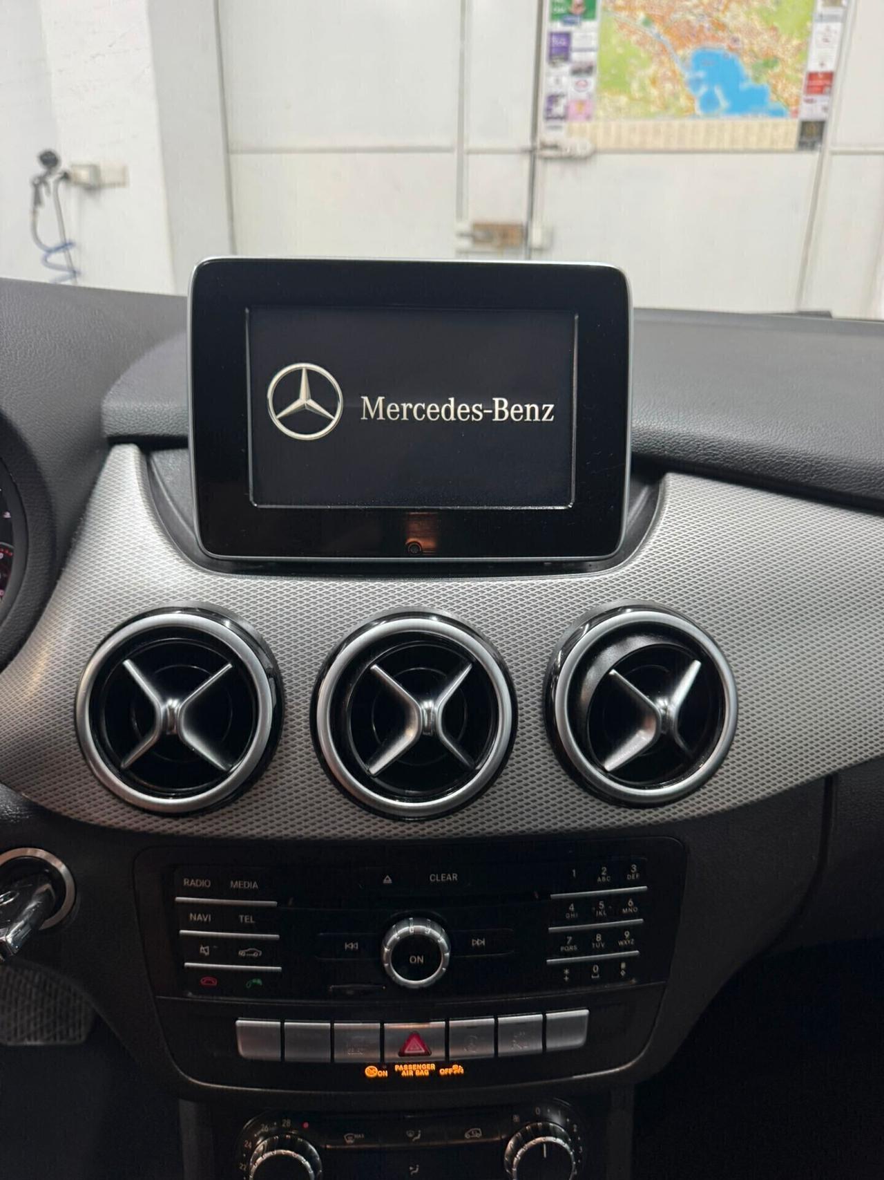 Mercedes-benz B 200 B 200 d Automatic Premium