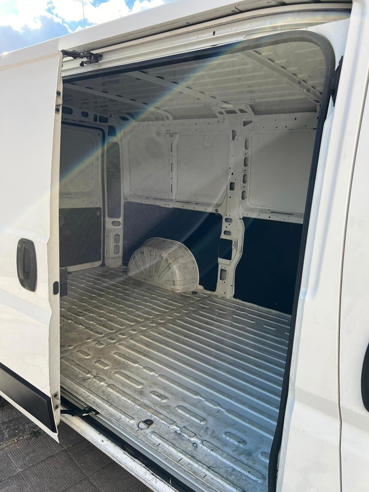Citroen Jumper 33 BlueHDi 130 PM-TN Furgone Business