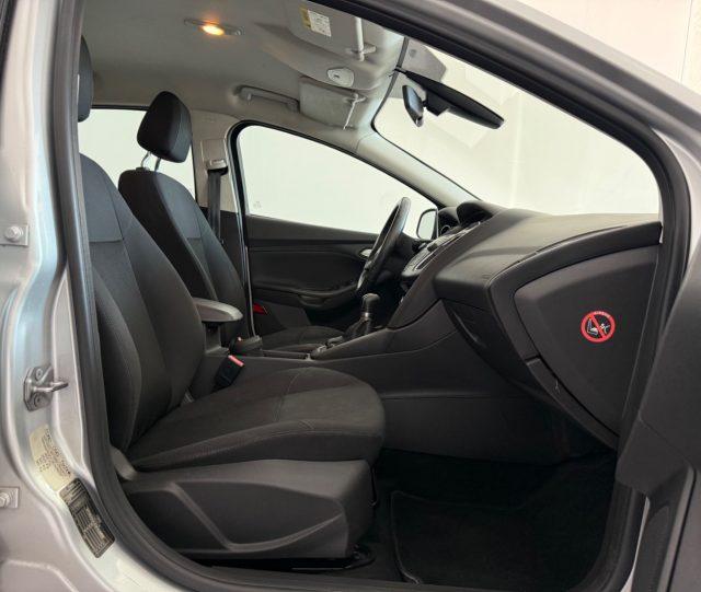 FORD Focus 1.6 120 CV GPL Titanium