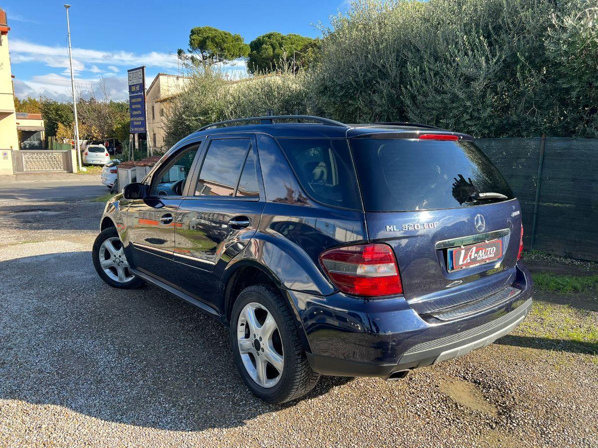 MERCEDES - Classe ML - 320 CDI Sport