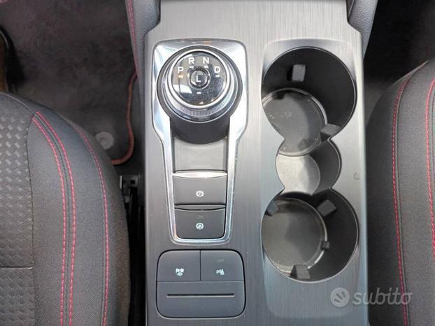 Ford Kuga 2.5 full hybrid ST-Line 4x4 190cv