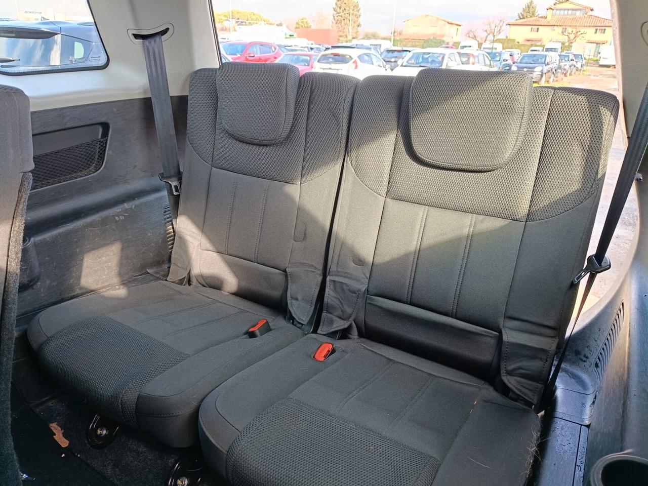 Mahindra XUV500 2.2 diesel - 7 POSTI