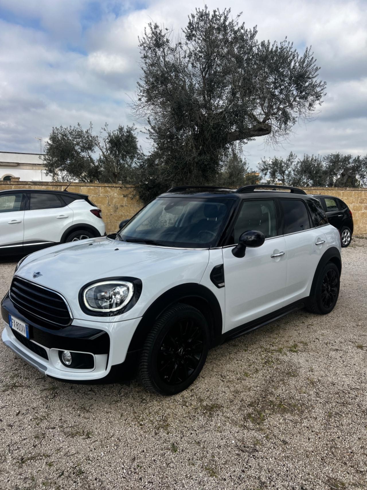 Mini Cooper Countryman 1.5 diesel iper full super bellaaa!!!