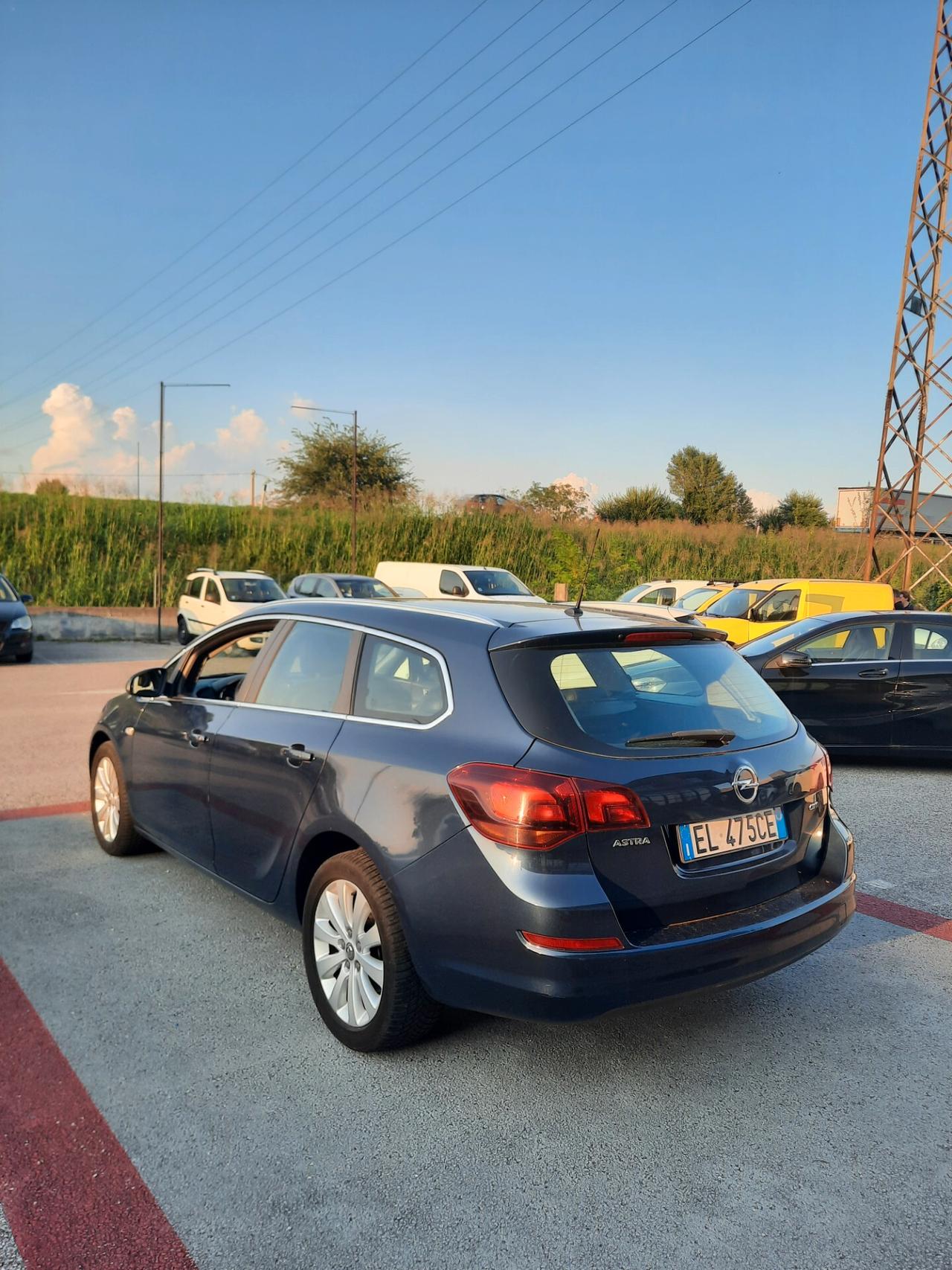 Opel Astra 1.7 CDTI 110CV Sports Tourer Cosmo