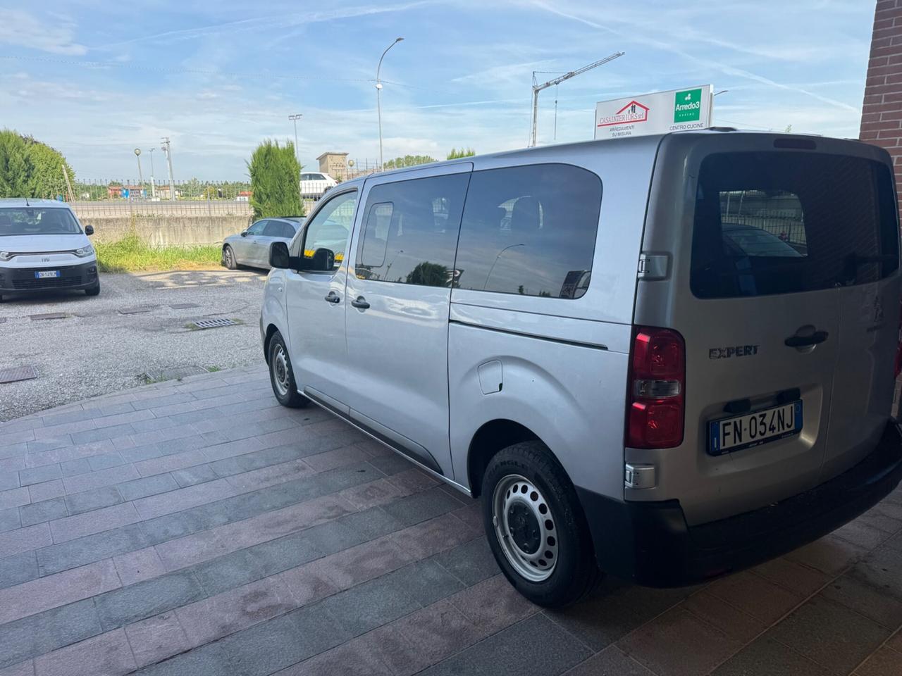 Peugeot Expert BlueHDi 150 S&S PC-TN Combi Compact