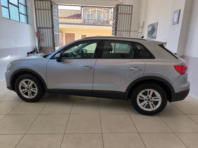 AUDI Q3 35 TDI quattro S tronic Business