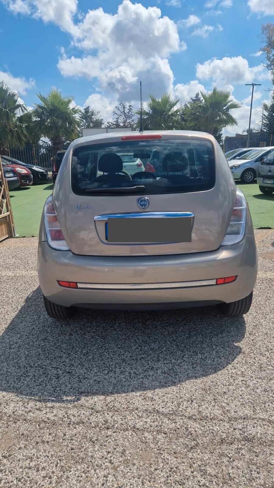 Lancia Ypsilon 1.2 Argento